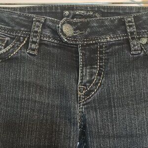 Silver Jeans Tuesday 16 1/2